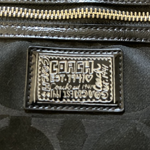 Coach Poppy Purse - Picture 2 of 8